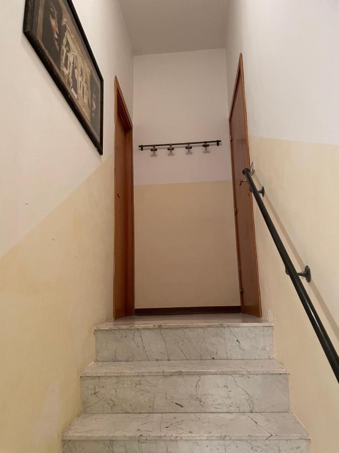 Alloggio Flaminia Con Parcheggio Di Proprieta! Беванья Экстерьер фото